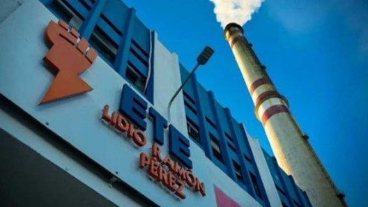 ¿Cómo marcha la recuperación eléctrica y qué pasó con los paneles solares en el oriente cubano?
