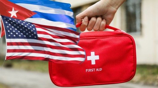 Estados Unidos ofrece ayuda inmediata al pueblo cubano tras el paso del Huracán