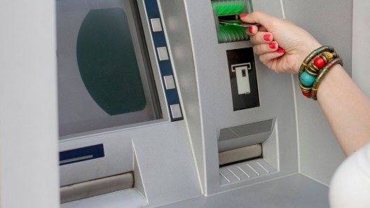 La Habana: retiran cajeros automáticos exteriores de sucursales de bancos