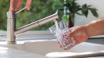 Hialeah aplicará desde noviembre un plan para reducir la factura del agua mediante un segundo medidor