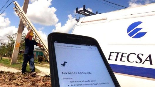 ETECSA cumple un año del «tarifazo» con ofertas más caras sin mejoras visibles en internet móvil