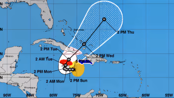 Huracán Melissa gana fuerza en el Caribe central con vientos de 145 kilómetros por hora