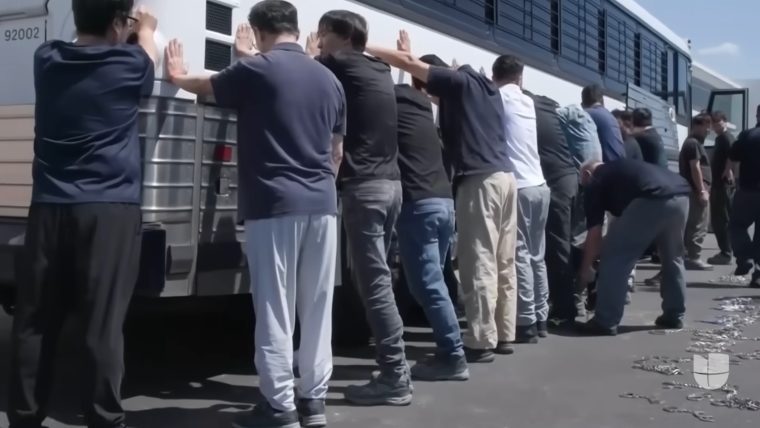 Redada histórica en Florida: ICE arresta a más de 400 migrantes indocumentados