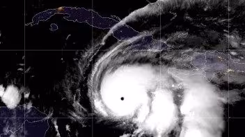 El huracán Melissa alcanza categoría 5 y se dirige hacia Jamaica con vientos de 260 kilómetros por hora