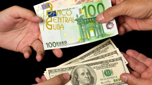 Exigen medidas concretas al Banco Central para estabilizar la tasa de cambio en Cuba