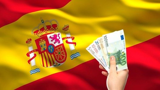 Nueva ayuda directa de España para el retorno: hasta 7.600 euros para quienes quieran volver