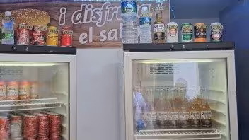 Cerveza Corona a 510 pesos: bebidas en locales estatales superan los precios de privados en Cuba