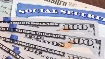 Adelantan los pagos del Seguro Social en noviembre: así queda el nuevo calendario