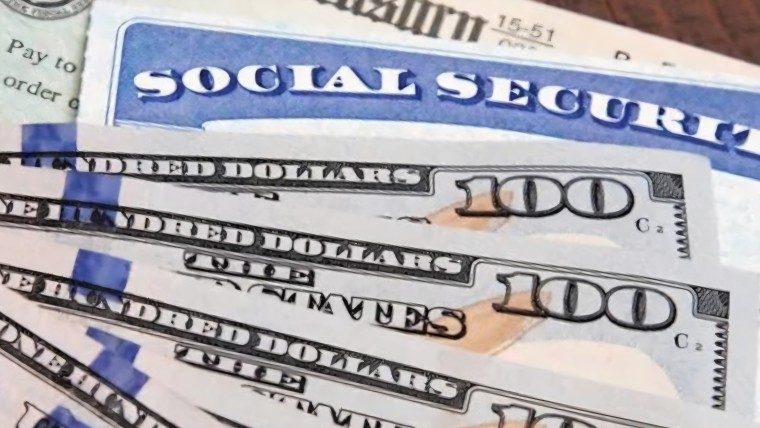 Adelantan los pagos del Seguro Social en noviembre: así queda el nuevo calendario