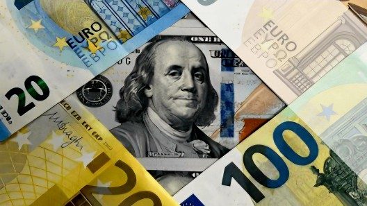 Cuba amplía el cerco sobre las divisas de entidades extranjeras