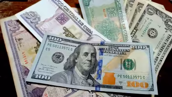 ¿A cuánto está el dólar y el euro hoy en el mercado informal en Cuba?