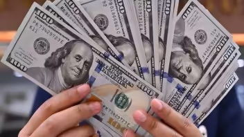 Nuevas caídas en la tasa de cambio: El dólar vuelve a bajar en el mercado informal cubano