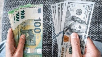 ¿Cómo amanece el dólar y el euro hoy martes en el mercado informal en Cuba?