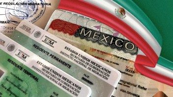 Anuncian grandes aumentos de costo en trámites migratorios de México