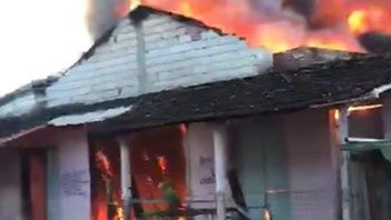 Incendio en almacén de pirotecnia del barrio Los Chivos, en Camajuaní