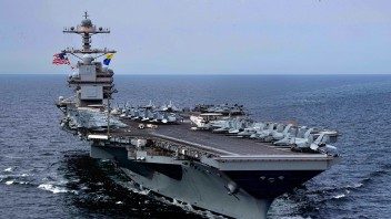 El portaaviones más grande de Estados Unidos entra al Caribe en plena tensión con Venezuela
