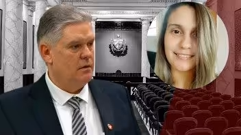 アレハンドロ・ヒルの娘は、スパイ行為で父親を起訴した裁判における操作を非難した。