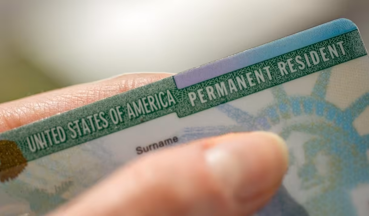 green card cubanos miami