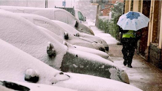 Avisos de fuerte nevada: la AEMET activa alertas en varias zonas en el fin de año más frío de la última década