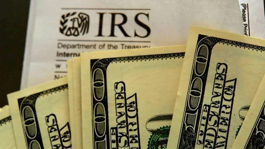Errores fatales al declarar impuestos si eres inmigrante en Estados Unidos