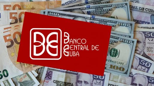 Información del Banco Central de Cuba sobre el uso del dólar en el país