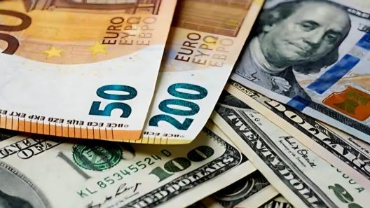 Bajón en las tasas de cambio: Precio del euro se desploma y el dolar tampoco aumenta