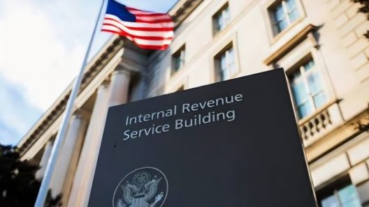 Reembolsos o cero taxes: IRS El pone en alerta a millones en Estados Unidos