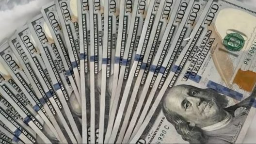 Gobierno de Estados Unidos reitera que va a enviar pagos directos de 2000 dólares en 2026