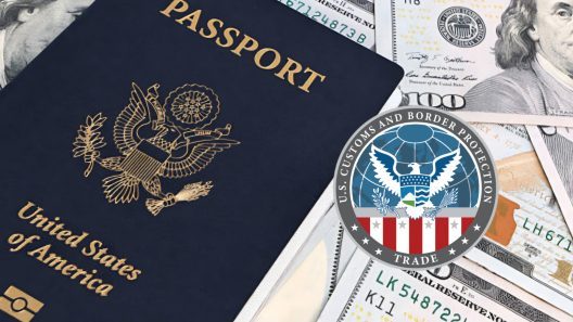 Ahora los viajeros de Estados Unidos deberán pagar una tarifa de 45 dólares si vuelan sin este documento