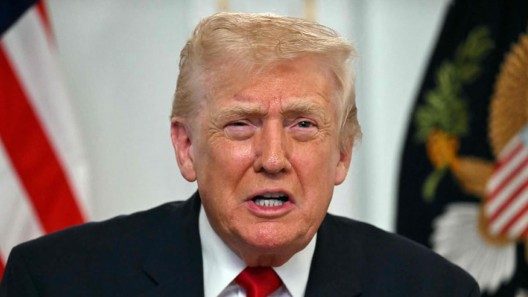 Trump afirma que EE. UU. dialoga con Cuba y anticipa cambios “muy pronto”