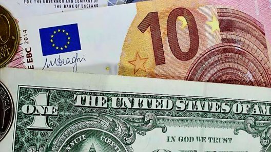 ¿A cómo está el dólar en Cuba hoy? No para de aumentar el euro en el mercado informal de divisas.
