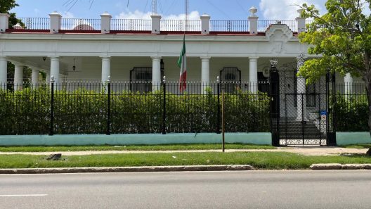 La Embajada de Italia en La Habana informa sobre cierre parcial de varios días