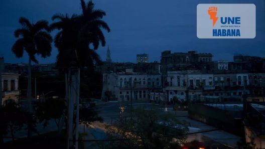 La Empresa Eléctrica de La Habana reporta afectaciones superiores a 300 MW por déficit de generación