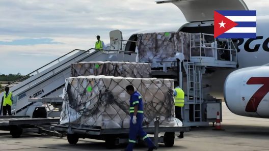 Llega a Cuba un segundo cargamento de ayuda humanitaria de Estados Unidos para afectados por el huracán Melissa