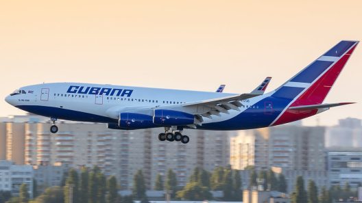 Avión de Cubana de Aviación regresa a Cuba tras frustrado intento de aterrizaje en Venezuela