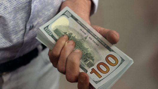 Seguro Social confirma aumento para 75 millones de personas en 2026: ¿cuándo se cobra el dinero?