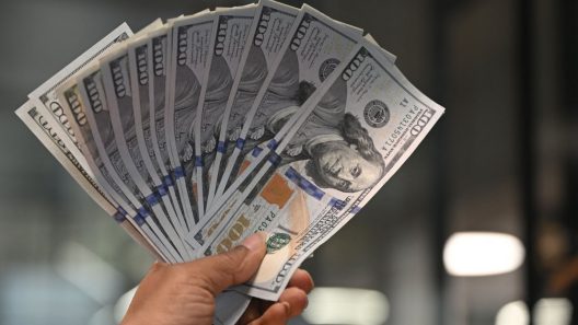 Primer cheque de 2026 llega desde hoy en Estados Unidos. ¿Quién recibe hasta 2000 dólares y qué pagos vienen después?