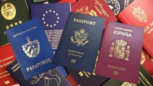 Los pasaportes más poderosos en 2026. ¿Qué lugar ocupa el pasaporte cubano, el de España y el de Estados Unidos?