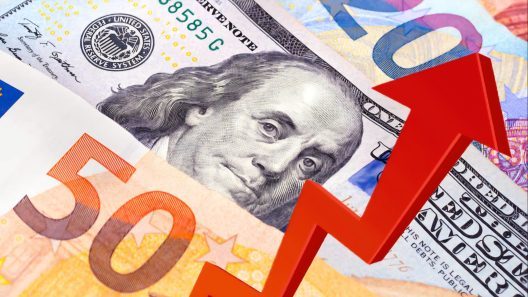 Gran aumento del dólar y el euro en la jornada de hoy: Se disparan las tasas de cambio en Cuba