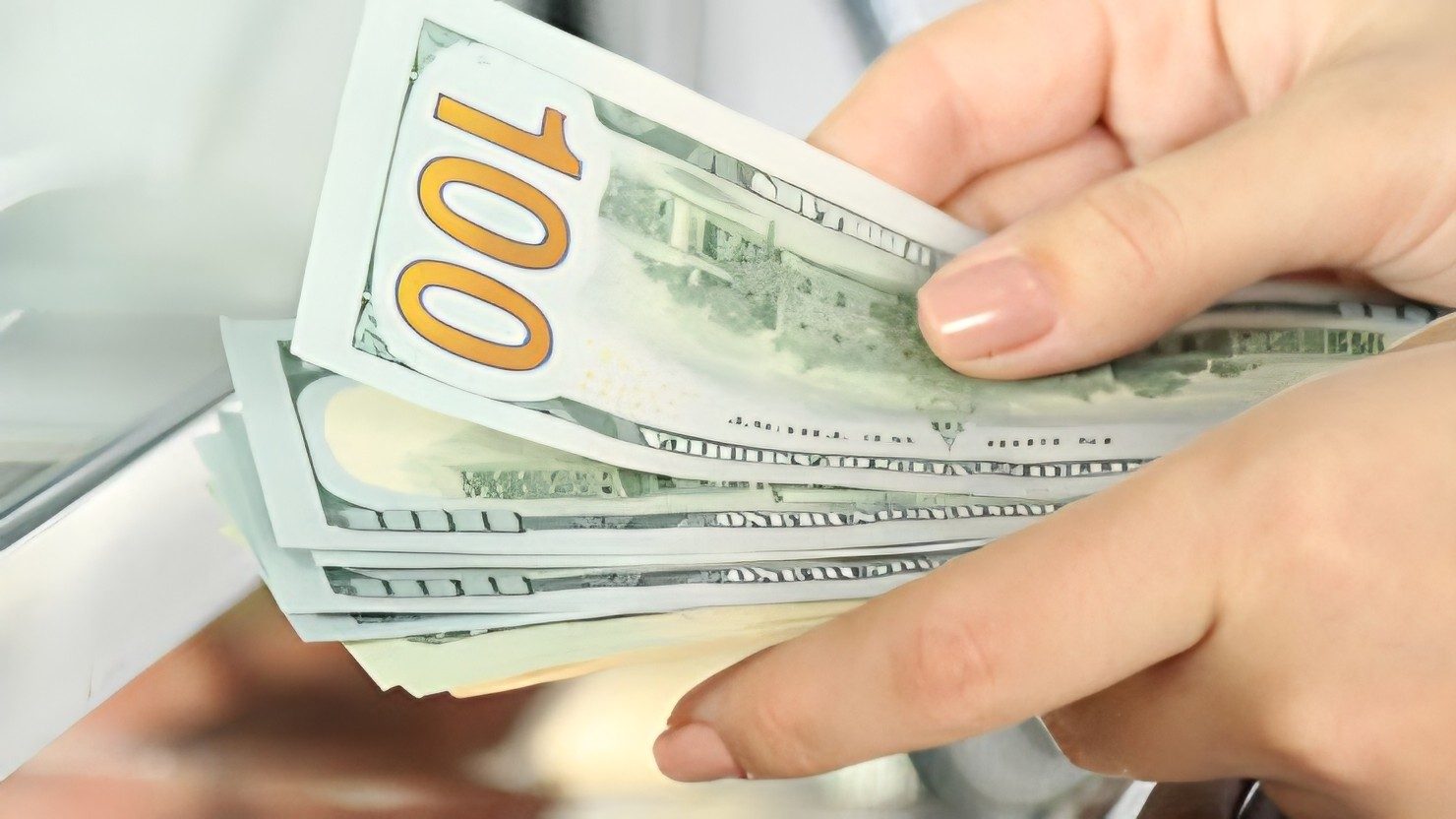 El dólar y el euro establecen nuevo récord absoluto: Tasas de cambio en Cuba hoy