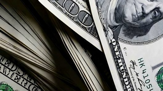 Precio del dólar y del euro: Tasas de cambio oficiales y del mercado informal en Cuba hoy