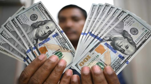 El dólar y el euro se disparan en Cuba: fuerte subida en la tasa de cambio oficial en Cuba hoy