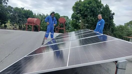Créditos para paneles solares en Cuba: quiénes pueden solicitarlos y qué exige el banco