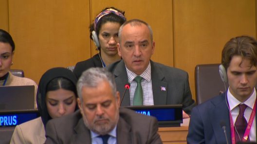 Cuba dice estar lista para un “bloqueo total” de EEUU y tilda de “especulación” los rumores de negociaciones secretas