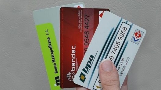 Información bancaria sobre cambios de divisas y transferencias desde el exterior