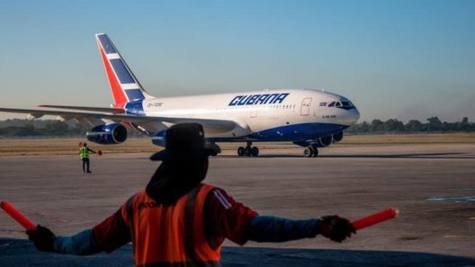 Información de Cubana de Aviación sobre cambios en sus vuelos por la crisis