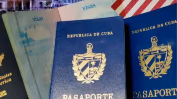 cubanos en miami i 220 A