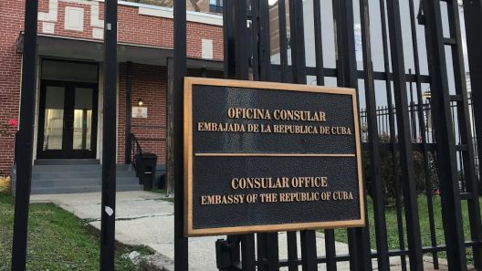 Embajada de Cuba en Estados Unidos difunde tarifas oficiales para trámites y legalización de documentos