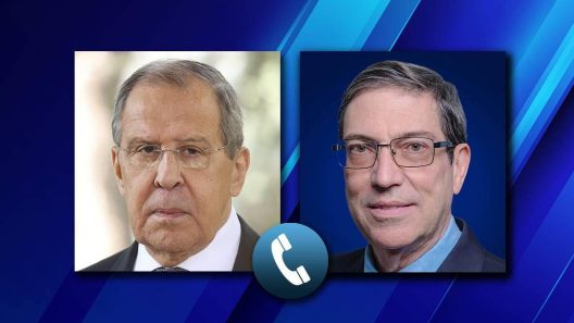 Cuba vuelve a acudir a Rusia en busca de ayuda mientras el pueblo espera resultados concretos