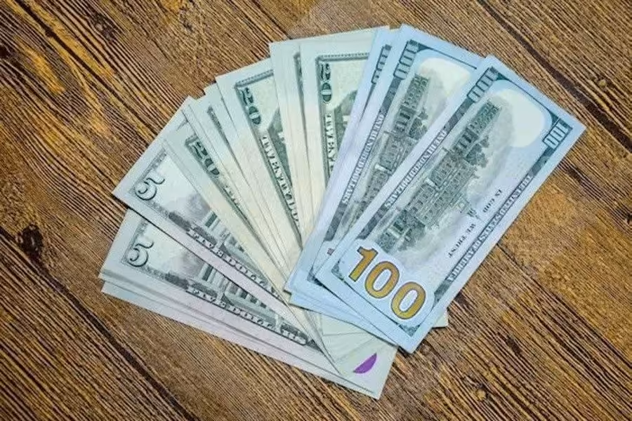 Nuevo récord del USD: El dólar sube y se acerca cada vez más a los 600